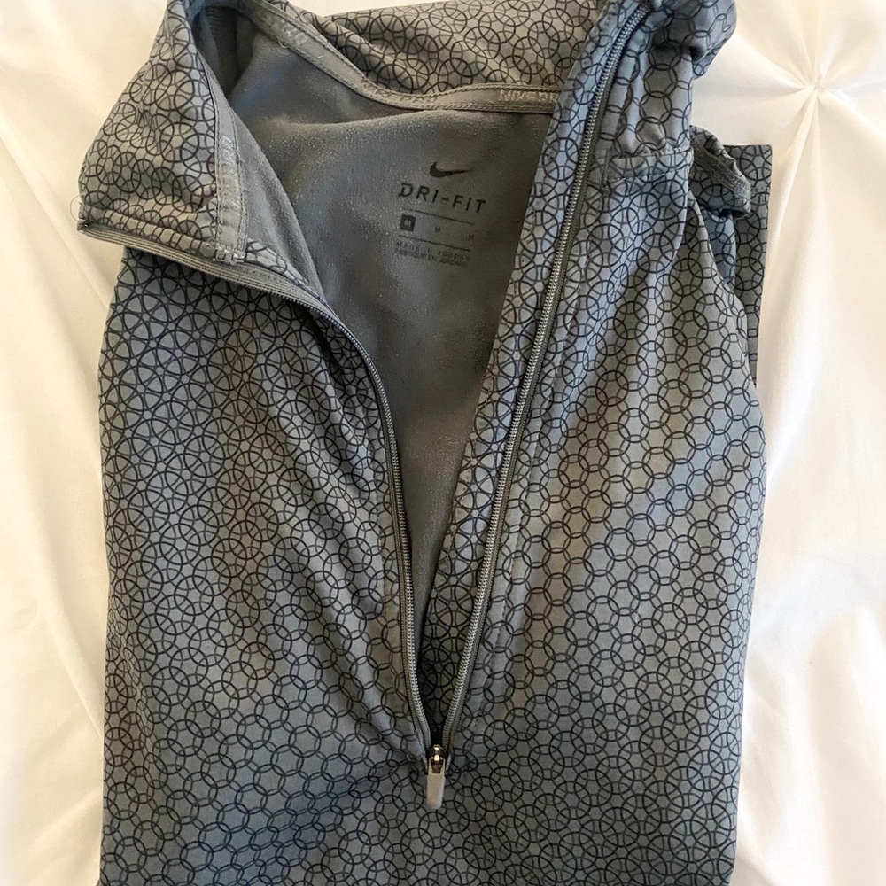 Nike Pullover